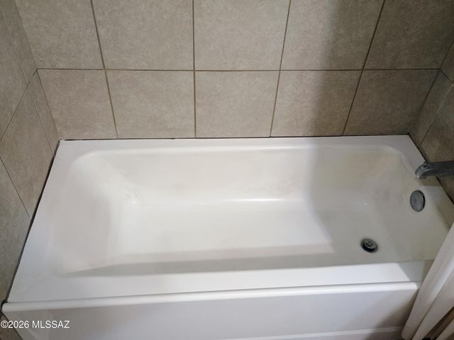 6301 N Barcelona Ct Unit 1002, Tucson, AZ 85704