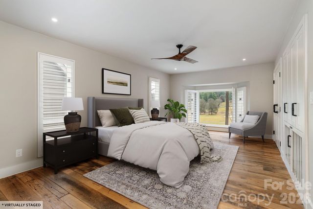 155 WINDING MEADOWS Drive, Flat Rock, NC 28731