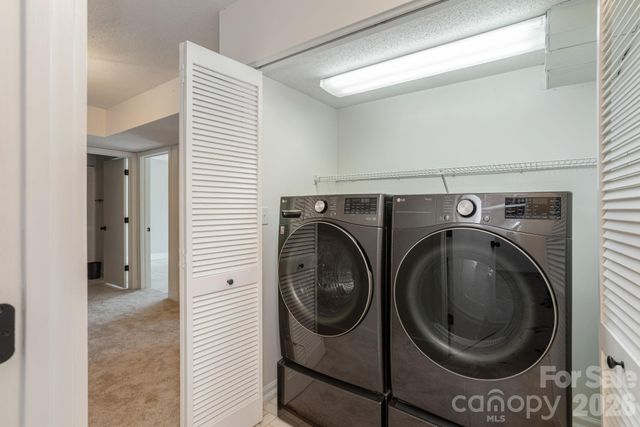 155 WINDING MEADOWS Drive, Flat Rock, NC 28731