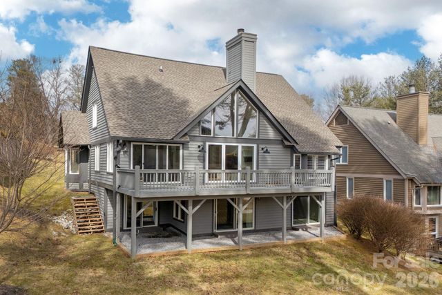 155 WINDING MEADOWS Drive, Flat Rock, NC 28731