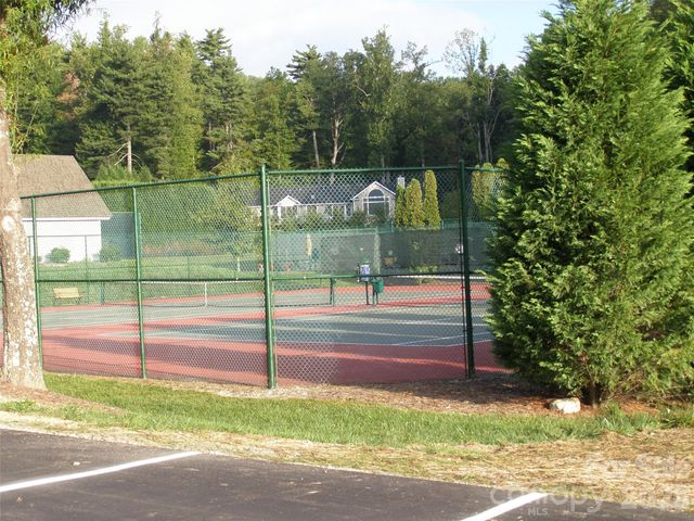 155 WINDING MEADOWS Drive, Flat Rock, NC 28731