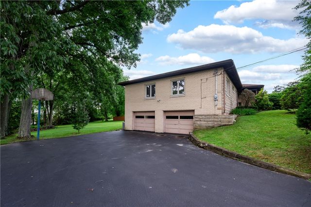 2716 Albert St. Ext., Neshannock Twp, PA 16105