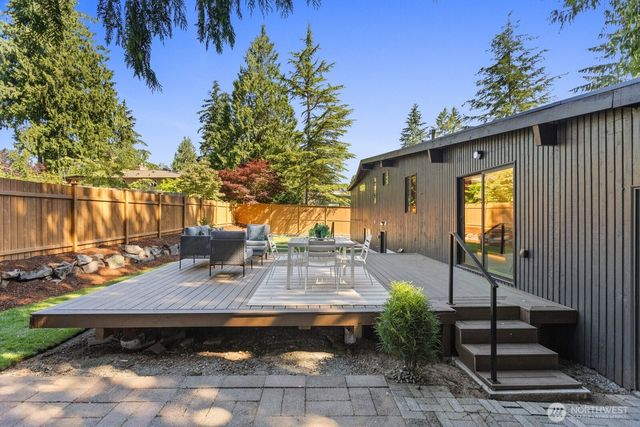19830 82nd Place W, Edmonds, WA 98026