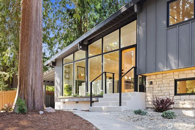 19830 82nd Place W, Edmonds, WA 98026