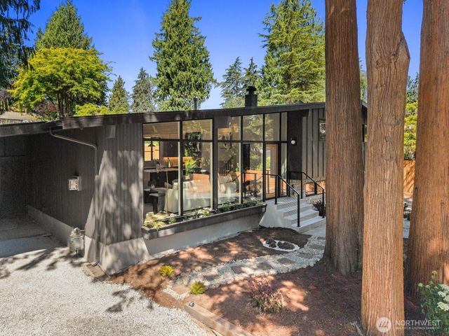 19830 82nd Place W, Edmonds, WA 98026