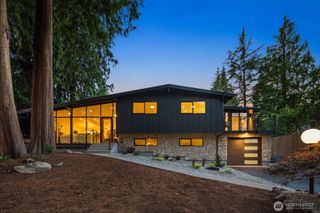 19830 82nd Place W, Edmonds, WA 98026