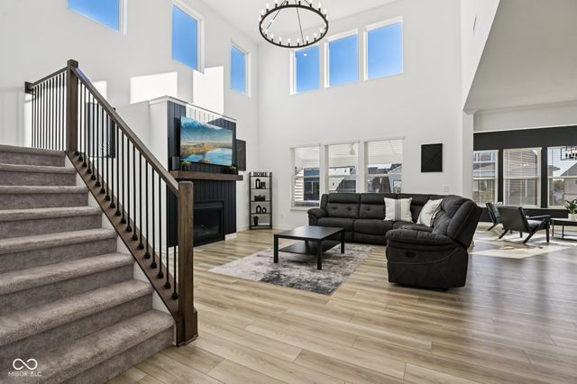 1432 Chatham Hills Boulevard, Westfield, IN 46074