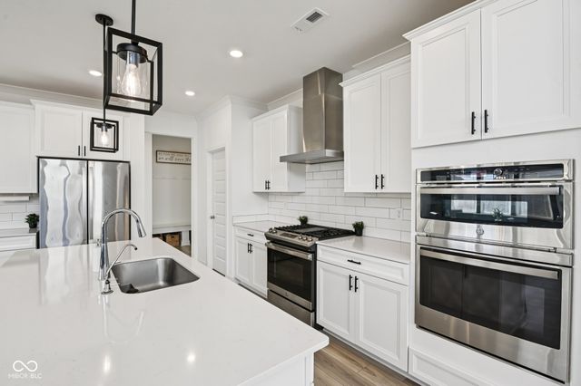 1432 Chatham Hills Boulevard, Westfield, IN 46074