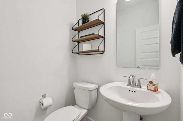 1432 Chatham Hills Boulevard, Westfield, IN 46074