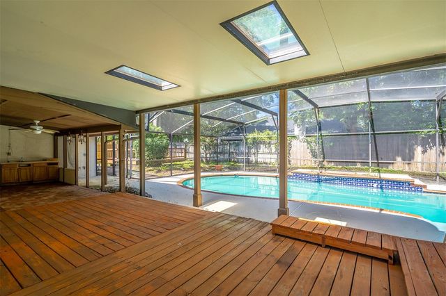 935 PINE SHADOW DRIVE, Apopka, FL 32712