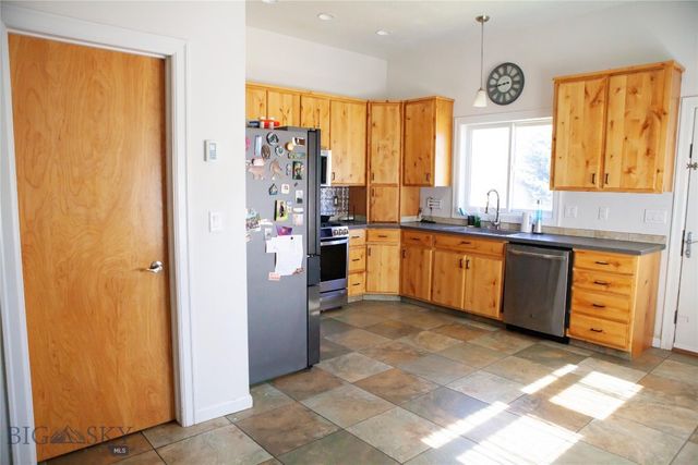 1104 W 4th Street, Anaconda, MT 59711