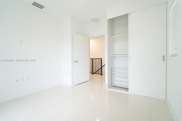 1159 NW 3rd St -, Florida City, FL 33034