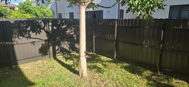 1159 NW 3rd St -, Florida City, FL 33034