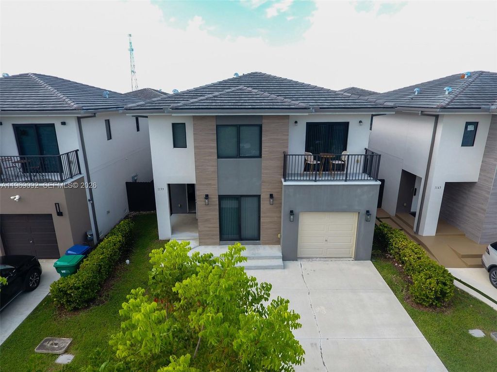 1159 NW 3rd St -, Florida City, FL 33034