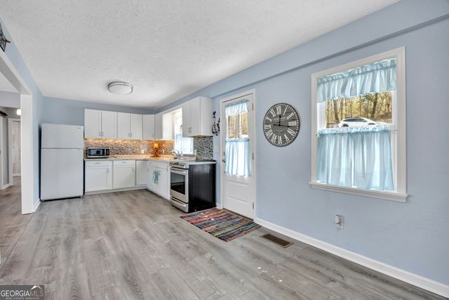 411 Alcovy Road, Mansfield, GA 30055