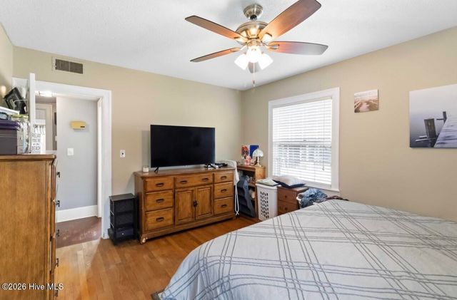 103 W Julian Avenue, Stantonsburg, NC 27883