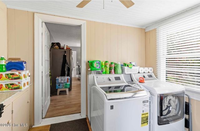 103 W Julian Avenue, Stantonsburg, NC 27883