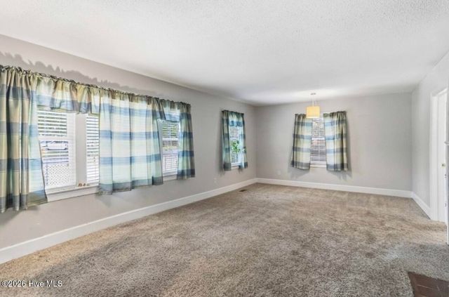 103 W Julian Avenue, Stantonsburg, NC 27883