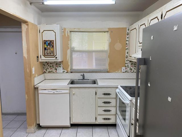 9949 Sandalfoot Boulevard 529, Boca Raton, FL 33428