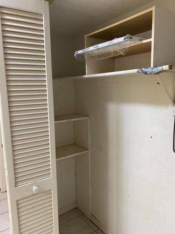 9949 Sandalfoot Boulevard 529, Boca Raton, FL 33428