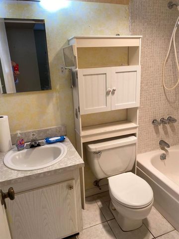 9949 Sandalfoot Boulevard 529, Boca Raton, FL 33428