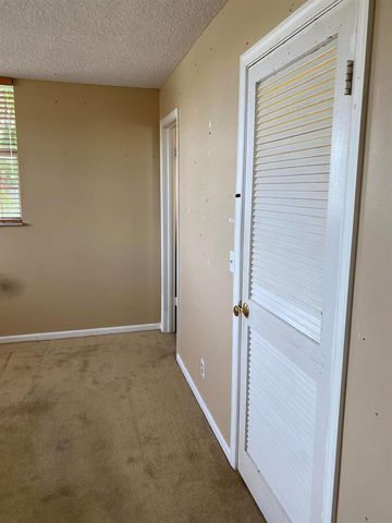 9949 Sandalfoot Boulevard 529, Boca Raton, FL 33428