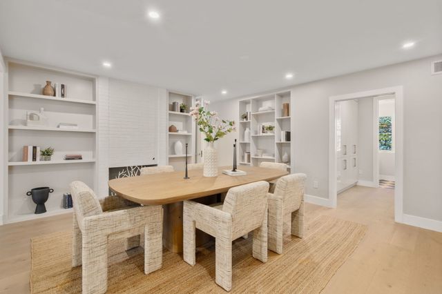 8 Irene Rd, Bedford, MA 01730