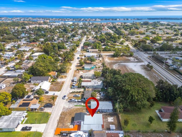 1206 S Ridge Road, Lake Worth, FL 33462