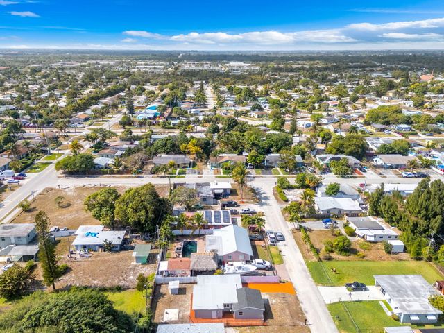 1206 S Ridge Road, Lake Worth, FL 33462