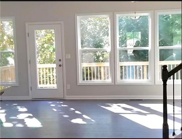 891 Sunset Park Drive, Suwanee, GA 30024