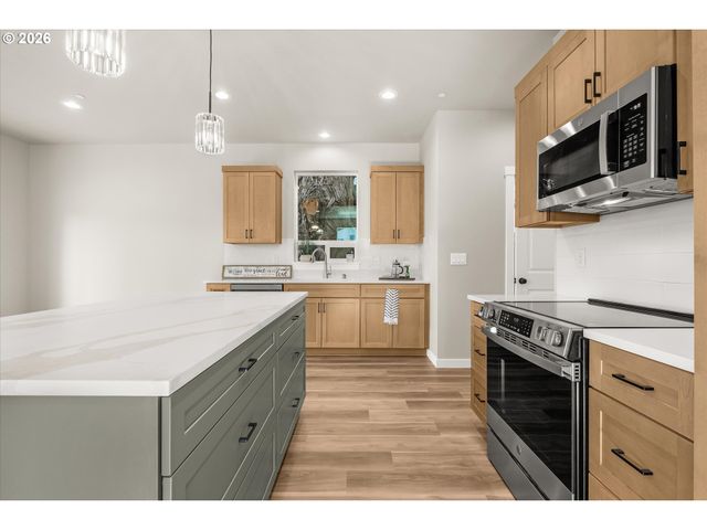 291 Nw MAWRCREST Ave, Gresham, OR 97030