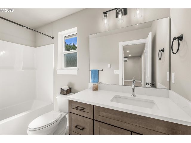 291 Nw MAWRCREST Ave, Gresham, OR 97030