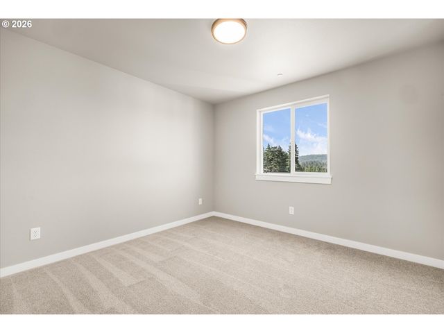 291 Nw MAWRCREST Ave, Gresham, OR 97030