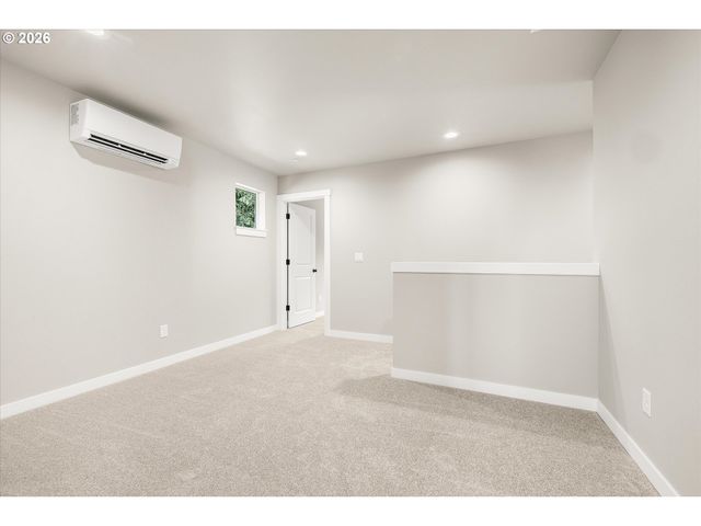 291 Nw MAWRCREST Ave, Gresham, OR 97030