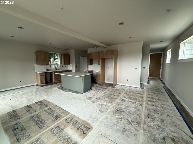 291 Nw MAWRCREST Ave, Gresham, OR 97030