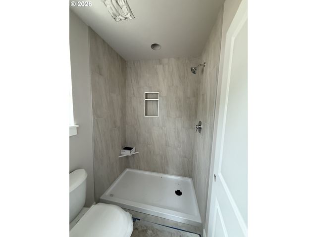291 Nw MAWRCREST Ave, Gresham, OR 97030