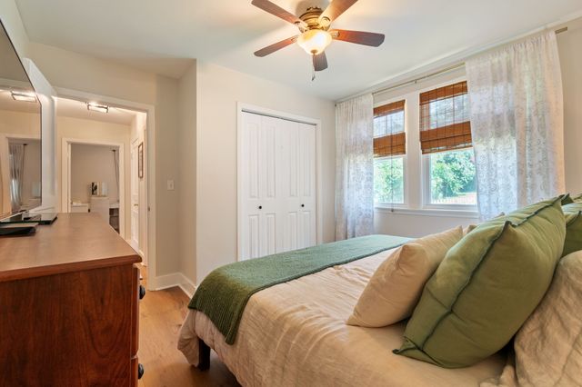 5034 Regent Dr, Nashville, TN 37220