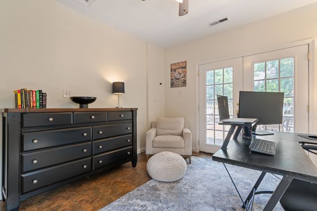 5034 Regent Dr, Nashville, TN 37220