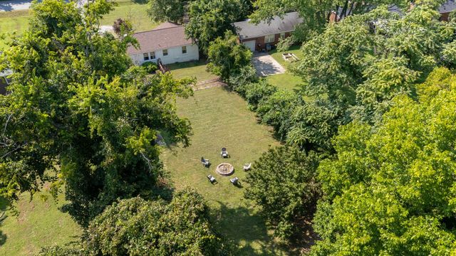 5034 Regent Dr, Nashville, TN 37220