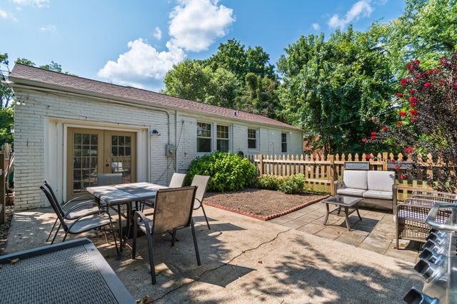 5034 Regent Dr, Nashville, TN 37220