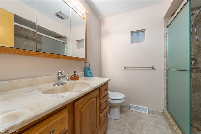 7408 Wake Robin Drive, Parma, OH 44130