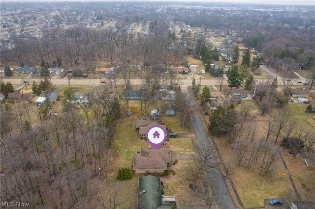 7408 Wake Robin Drive, Parma, OH 44130