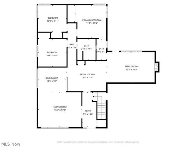 7408 Wake Robin Drive, Parma, OH 44130