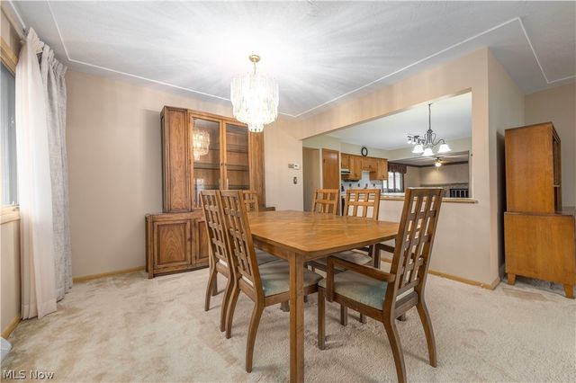 7408 Wake Robin Drive, Parma, OH 44130