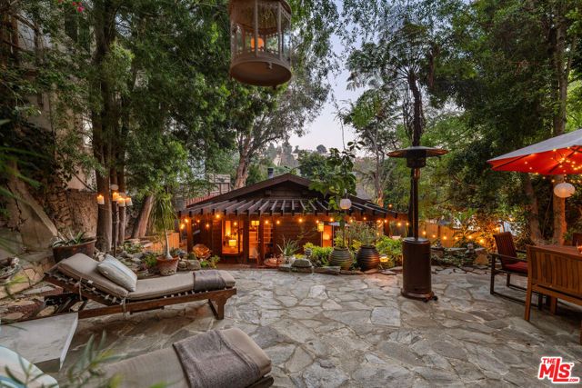 1928 Weepah Way, Los Angeles, CA 90046