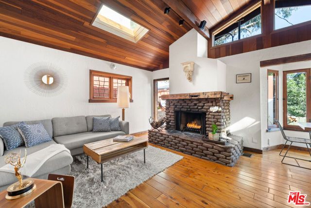 1928 Weepah Way, Los Angeles, CA 90046