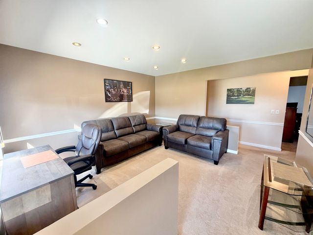 11223 Hemlock Dr Drive, Sterling Heights, MI 48312