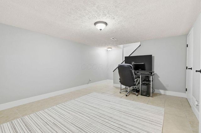 7631 Flynnway Drive, 137, Columbus, OH 43085