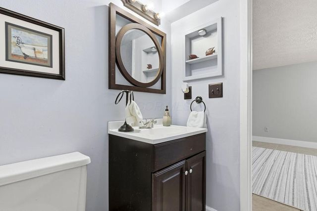 7631 Flynnway Drive, 137, Columbus, OH 43085