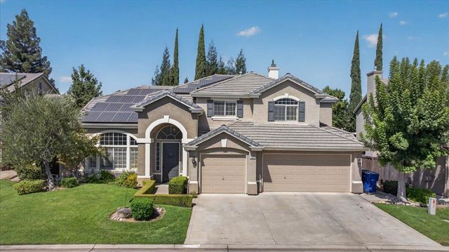10283 N Sterling Lane, Fresno, CA 93730